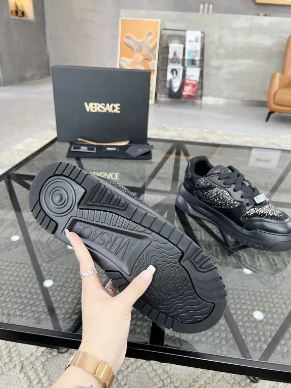 Versace Shoe 